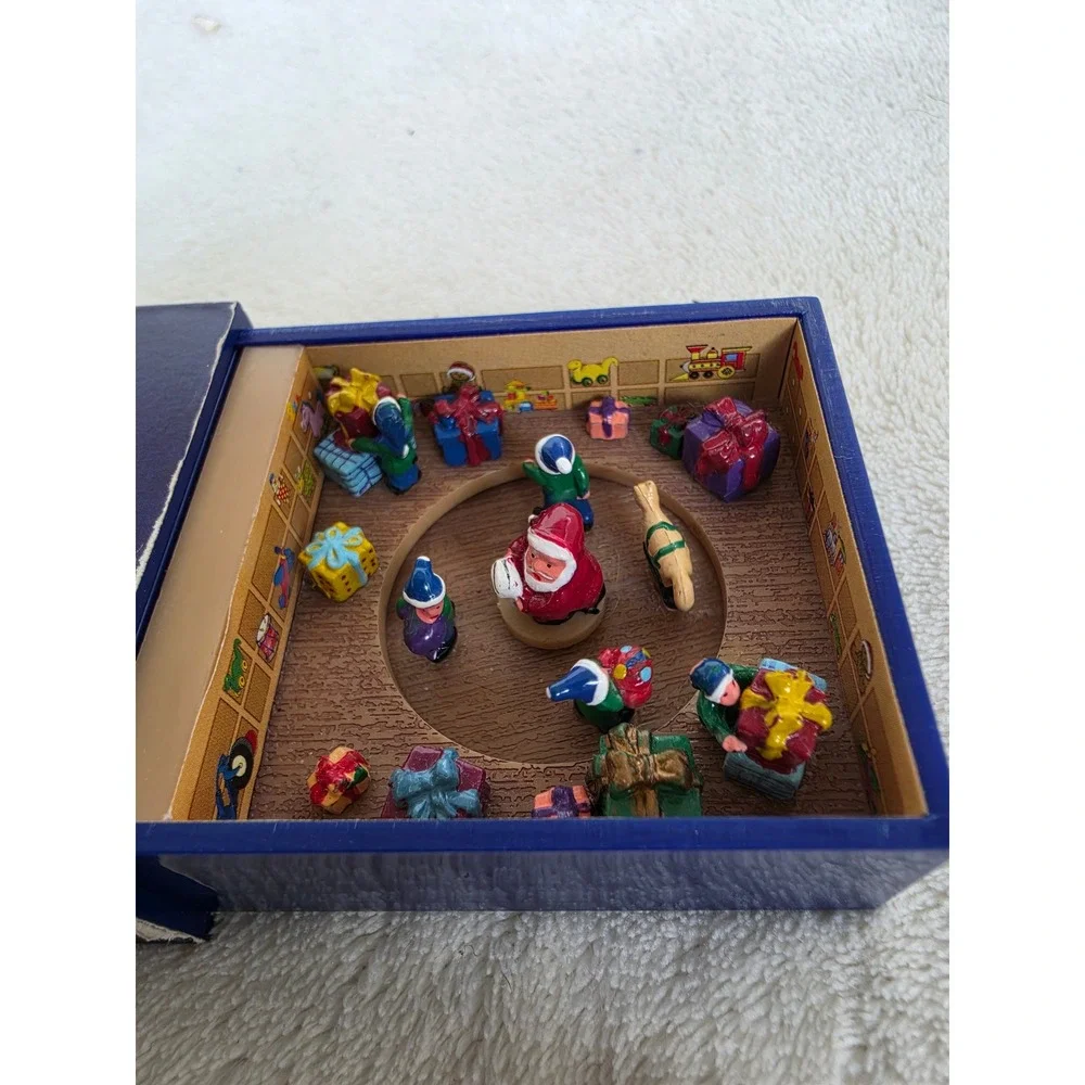 Vintage Jolly Old Nicholas Musical Santa Workshop Diorama Box Christmas Decor